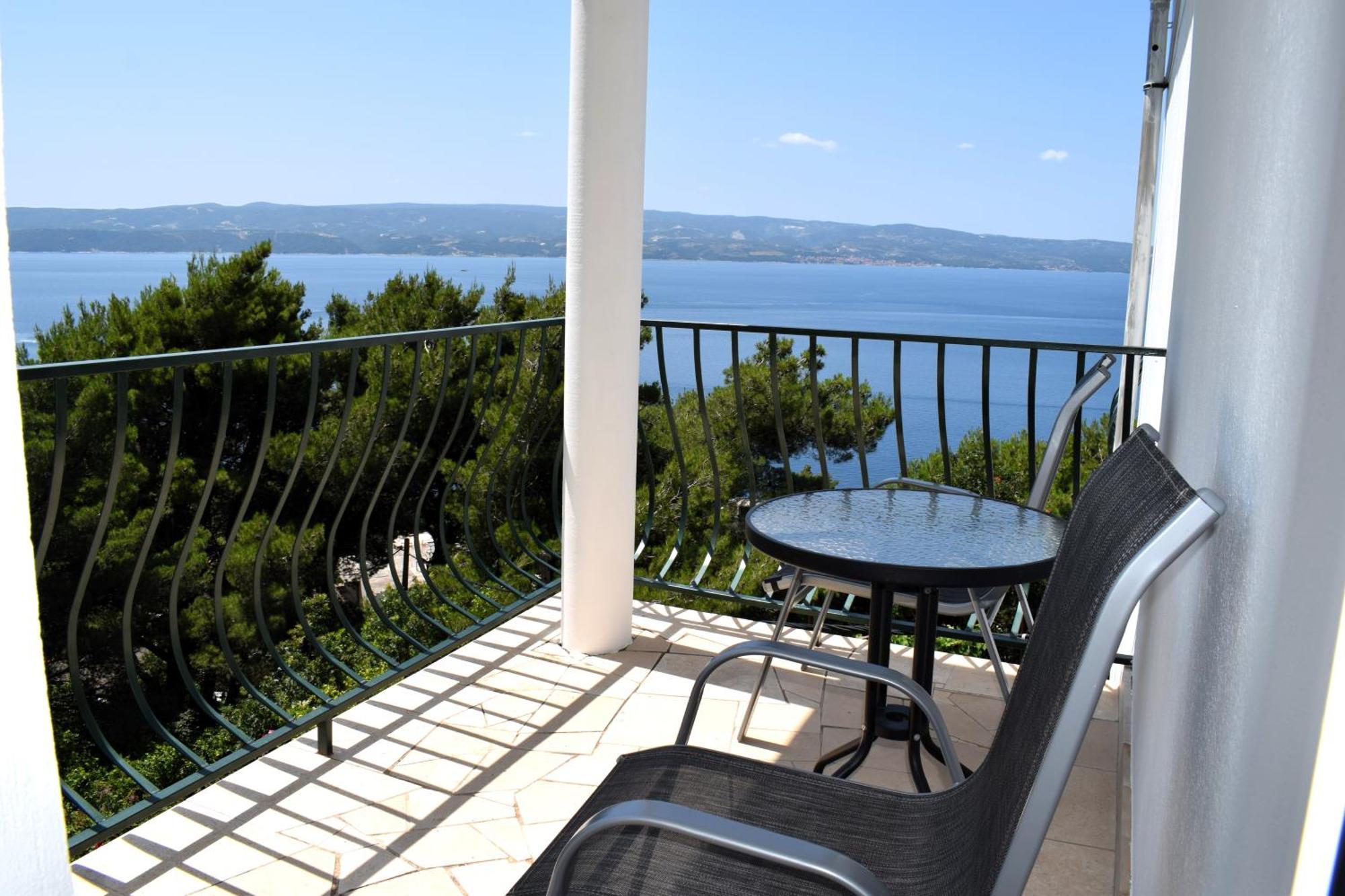 Apartman Oneum Омиш Экстерьер фото